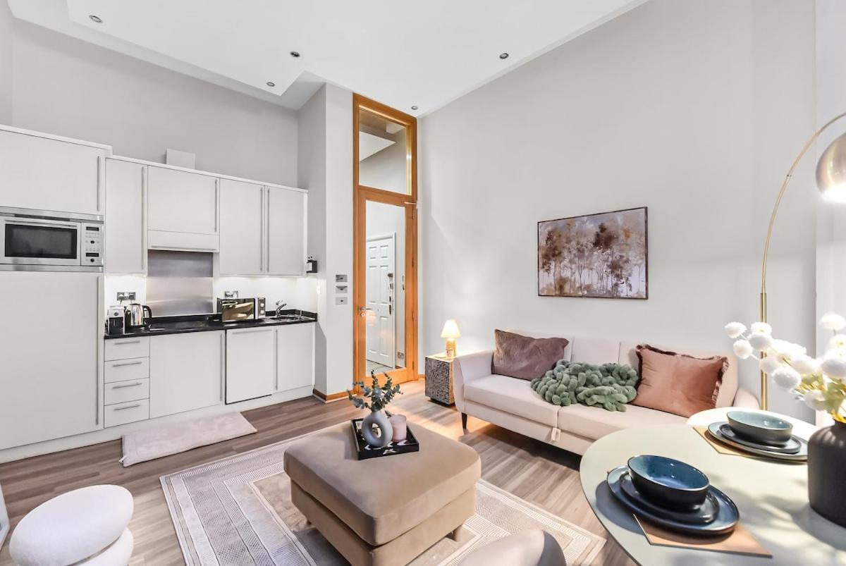 Lux Sleep 4 Flat In Earls Court